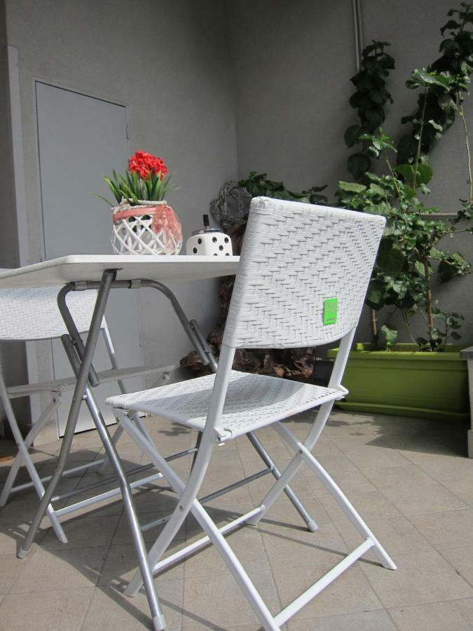 Moni Rooms Giarre Exterior photo